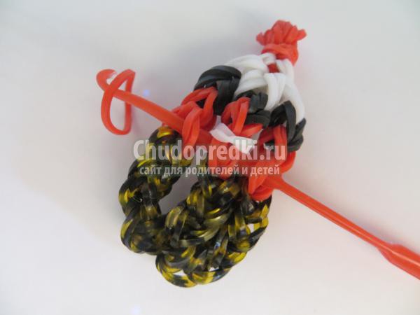 фигурки из резинок. Кока-кола
