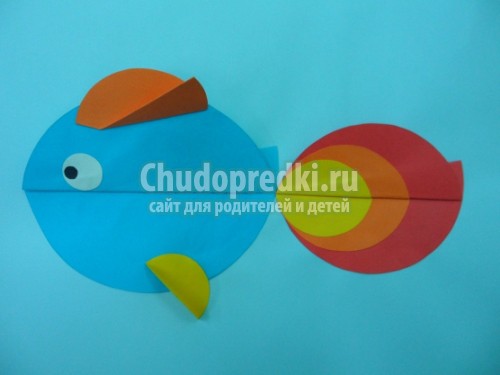 Аппликация из фигур