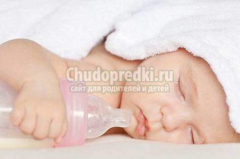 Как правильно отучить от бутылочки?
