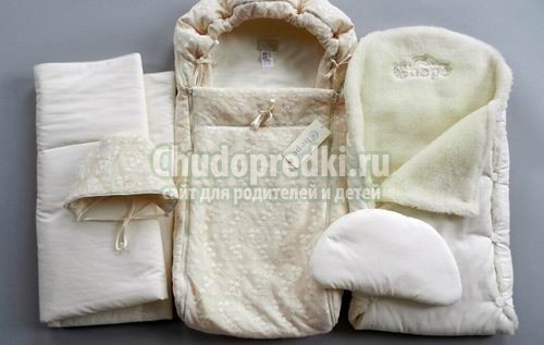 Какая одежда нужна новорожденному зимой? Советы для родителей