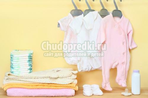 Какая одежда нужна новорожденному зимой? Советы для родителей