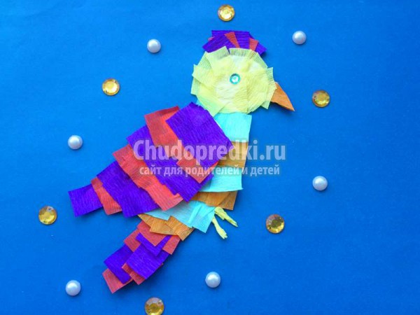 Попугай из гофробумаги