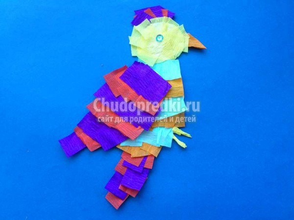 Попугай из гофробумаги