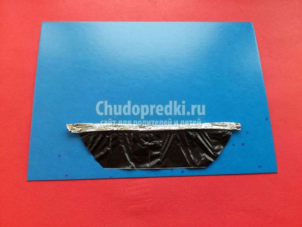 Кораблик из конфетных фантиков