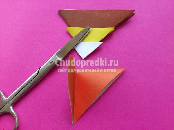 Многослойная снежинка из бумаги