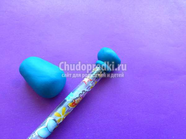 Кукольная посудка из пластилина