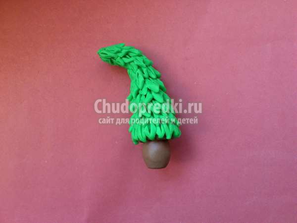 елочка с бантиком из пластилина