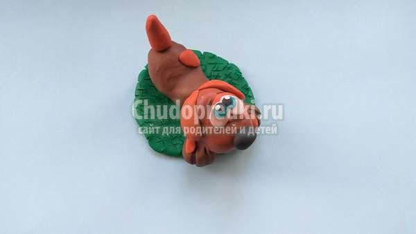 собака из пластилина