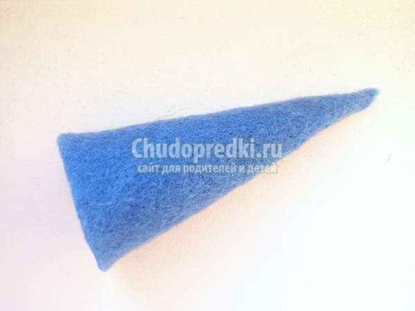 Сова из шишки