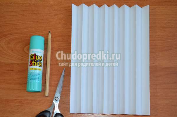 Ажурный ангелок из бумаги