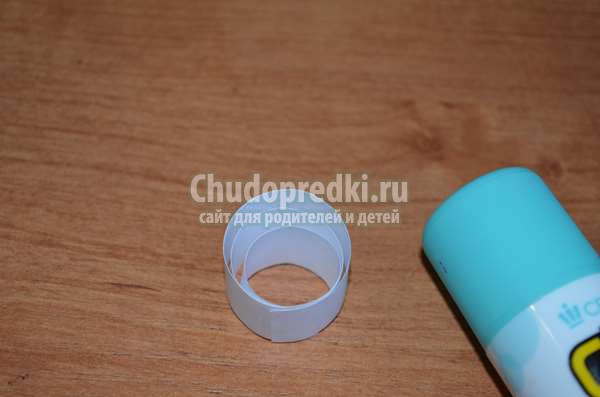 Ажурный ангелок из бумаги