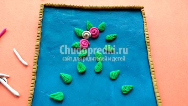 Открытка с цветущей восьмеркой
