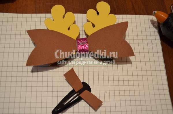 рождественская заколка Рудольф