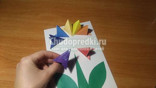 Аппликация из бумаги