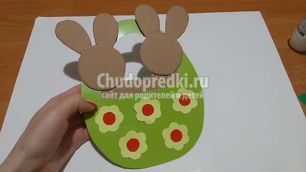 Пасхальная  поделка Зайчики