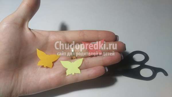 открытка девушка в платье
