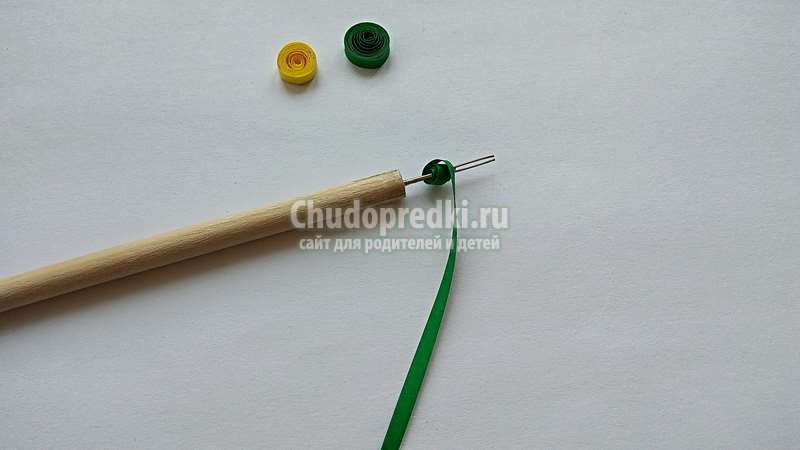 Гусеница квиллинг