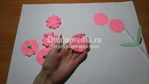 Объемные поделки  Цветы