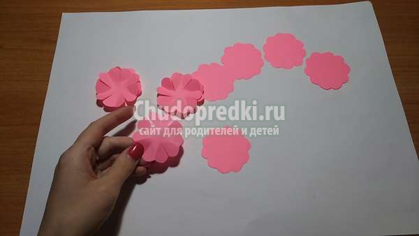 Объемные поделки  Цветы