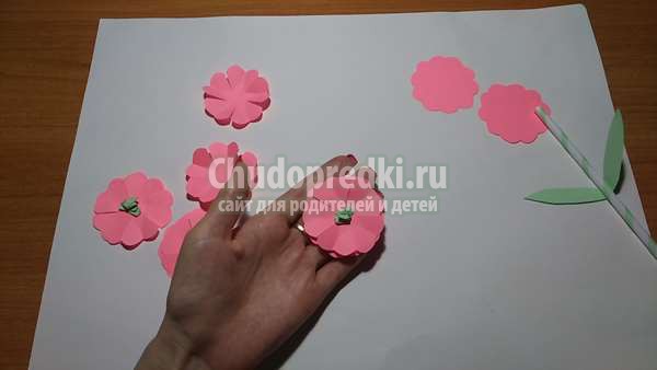Объемные поделки  Цветы