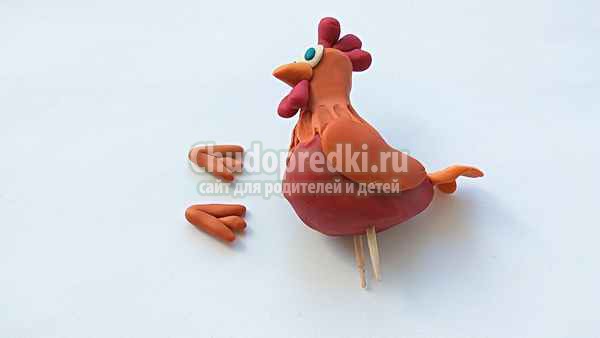 Курица из пластилина