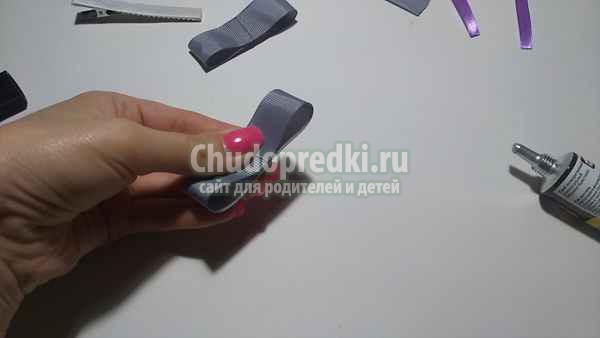 Заколка из лент слоник