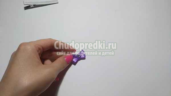 Заколка из лент слоник