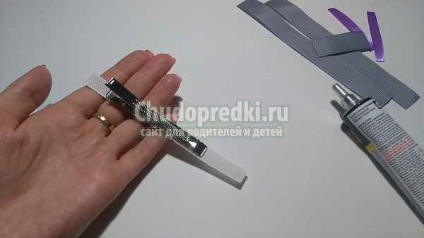 Заколка из лент слоник