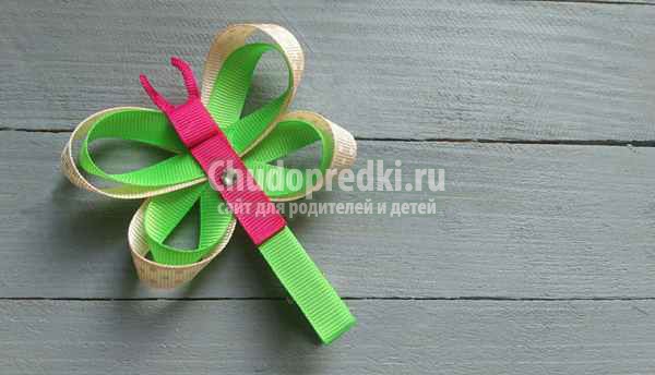 Заколка из репсовых лент Бабочка