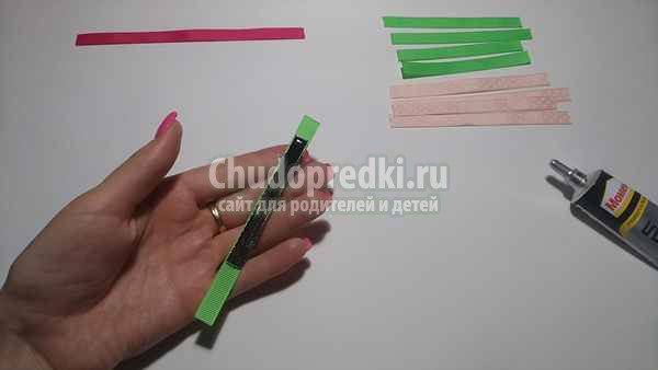 Заколка из репсовых лент Бабочка