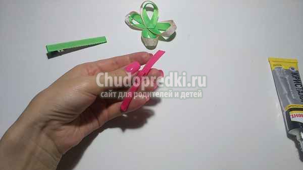 Заколка из репсовых лент Бабочка