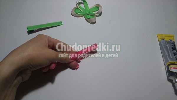 Заколка из репсовых лент Бабочка