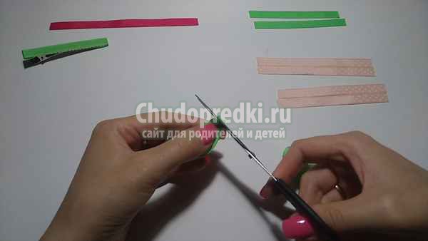 Заколка из репсовых лент Бабочка