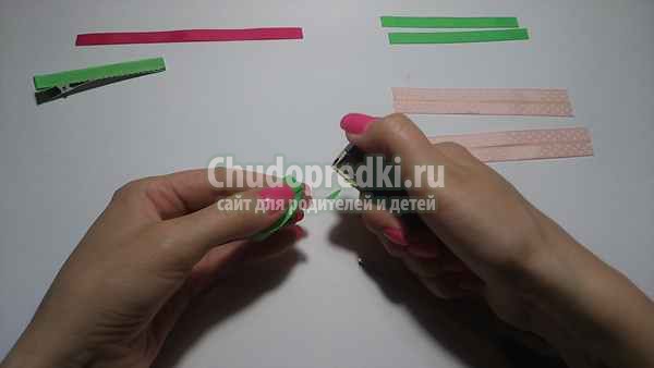 Заколка из репсовых лент Бабочка