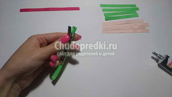 Заколка из репсовых лент Бабочка
