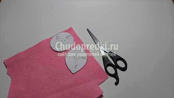 Вязаная свинка крючком
