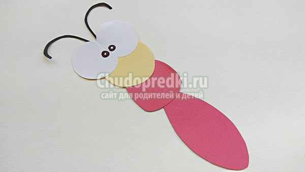 Поделка для детей 3-5 лет. Яркая стрекоза