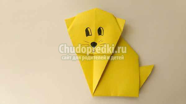 Кошка из бумаги