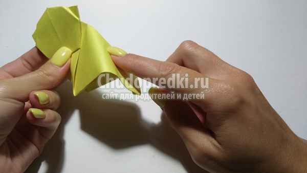 Кошка из бумаги