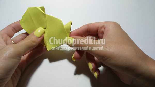 Кошка из бумаги