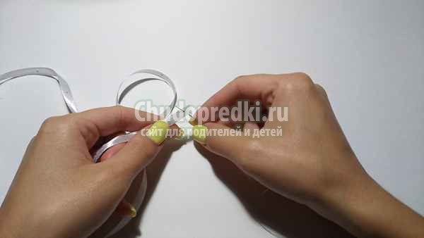 бабочка из атласной ленты