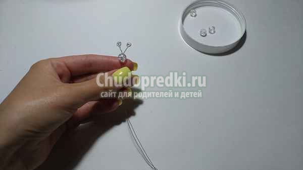 бабочка из атласной ленты