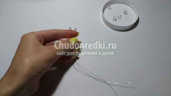 бабочка из атласной ленты
