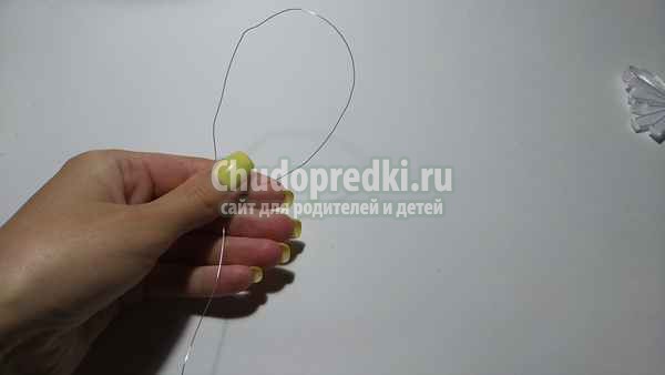бабочка из атласной ленты