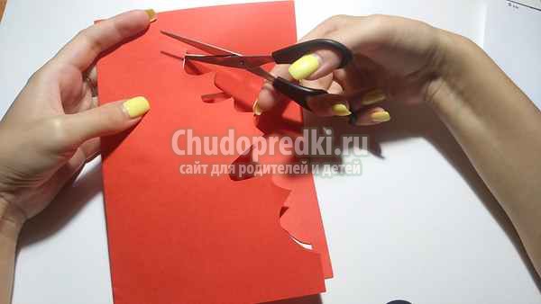 Осенние листья из бумаги гармошкой