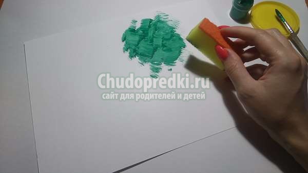 Осенняя аппликация из цветной бумаги ежики