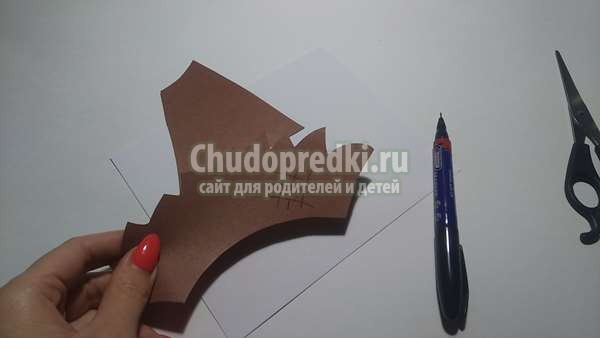 поделка из цветной бумаги Голова пугала
