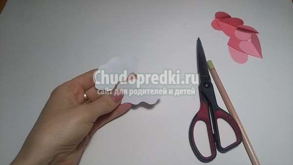 Открытка из крафт-бумаги сердца