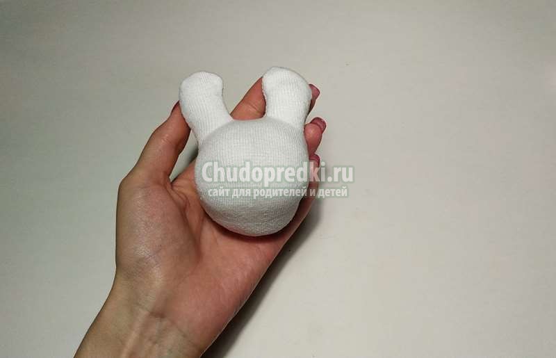 игрушка зайчик из носков
