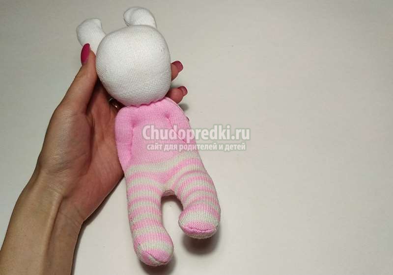 игрушка зайчик из носков
